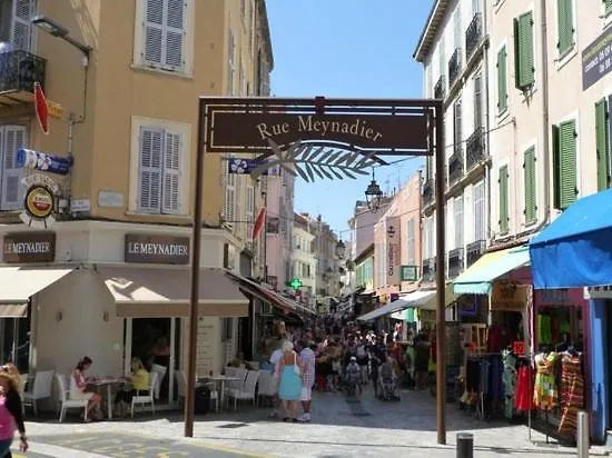 Studio Mezzanine Cannes