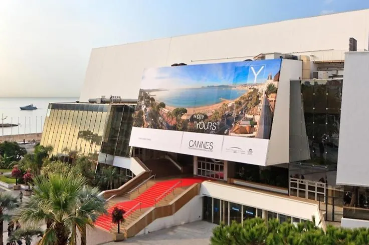 Studio Mezzanine Cannes 0*,  France